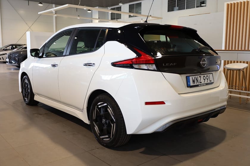 Bild 3 av Nissan Leaf 40 kWh Acenta Kamera Navi Leasbar Rattvärme Carplay