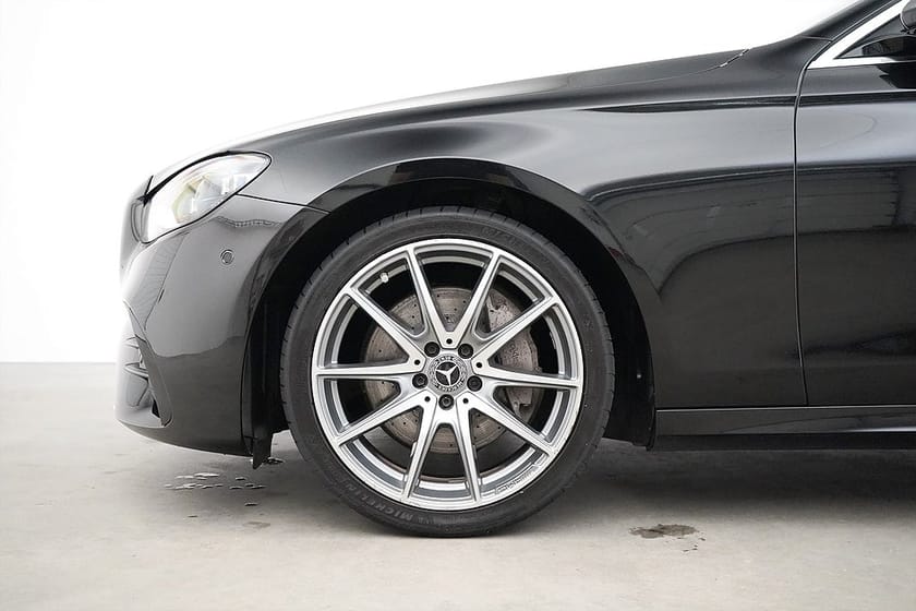 Bild 2 av Mercedes-Benz E 220 T d E220 / 194hk / AMG / Värmare / Drag