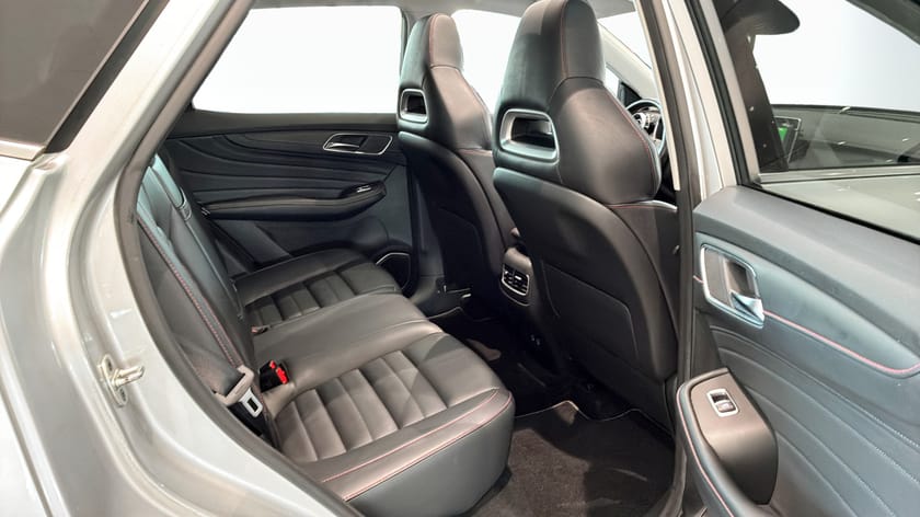 Bild 5 av MG EHS PHEV PLUG-IN HYBRID