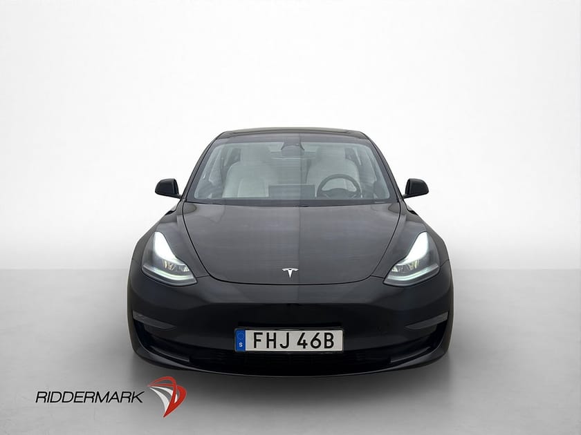 Bild 3 av Tesla Model 3 Performance AWD Svensksåld Pano Ljus-Interiör