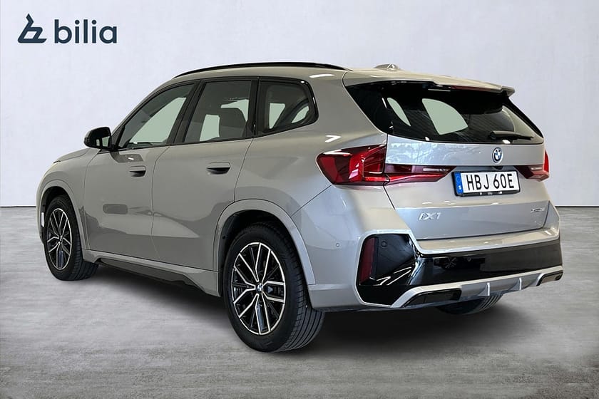 Bild 5 av BMW iX1 xDrive30 xDrive30/M Sport/Drag/B-Kamera/DEMO