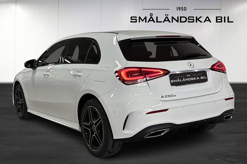 Bild 3 av Mercedes-Benz A 250 e 8G-DCT AMG 218hk