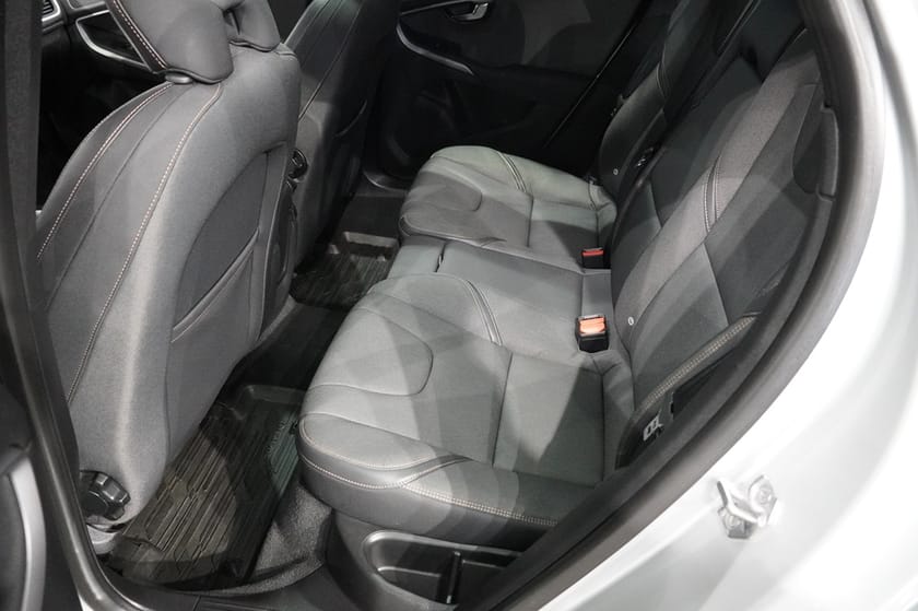 Bild 5 av Volvo V40 Cross Country CC T3 AUT Metallic / Pano MM