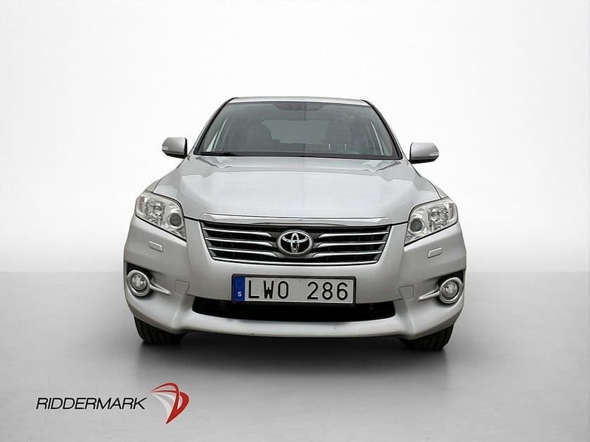Bild 2 av Toyota RAV4 2.0 VVT-i 4x4 JBL B-Kamera Navi Drag Skinn