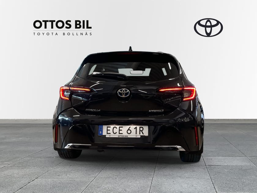 Bild 5 av Toyota Corolla Hybrid 1.8 e-CVT, 140hk - Style Plus / V-hjul, Drag