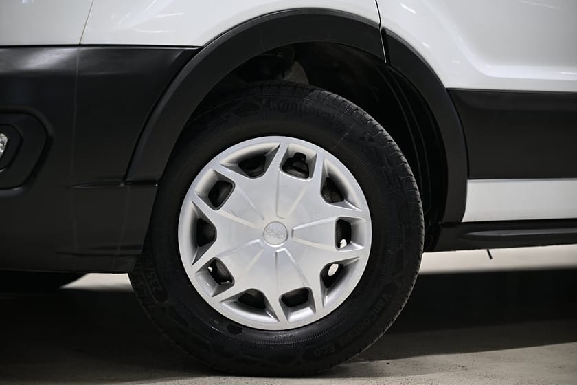 Bild 5 av Ford Transit 350 130HK Drag|Värmare|Inredd|Dubbeldörr|Lågmil|NyKamre