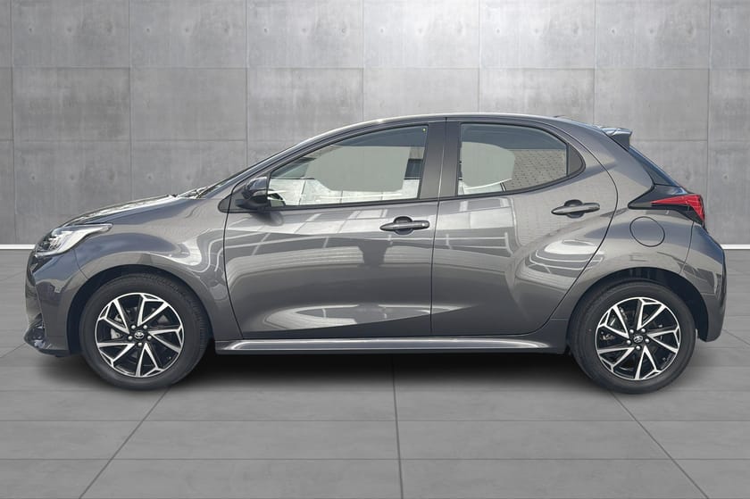 Bilde 2 av Toyota Yaris Hybrid 1,5 5D Active Tech