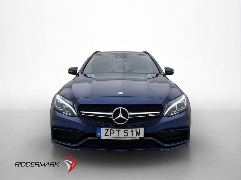 Bild 2 av Mercedes-Benz AMG C 63 S T C63 Burmester Sportavgas Kolfiber