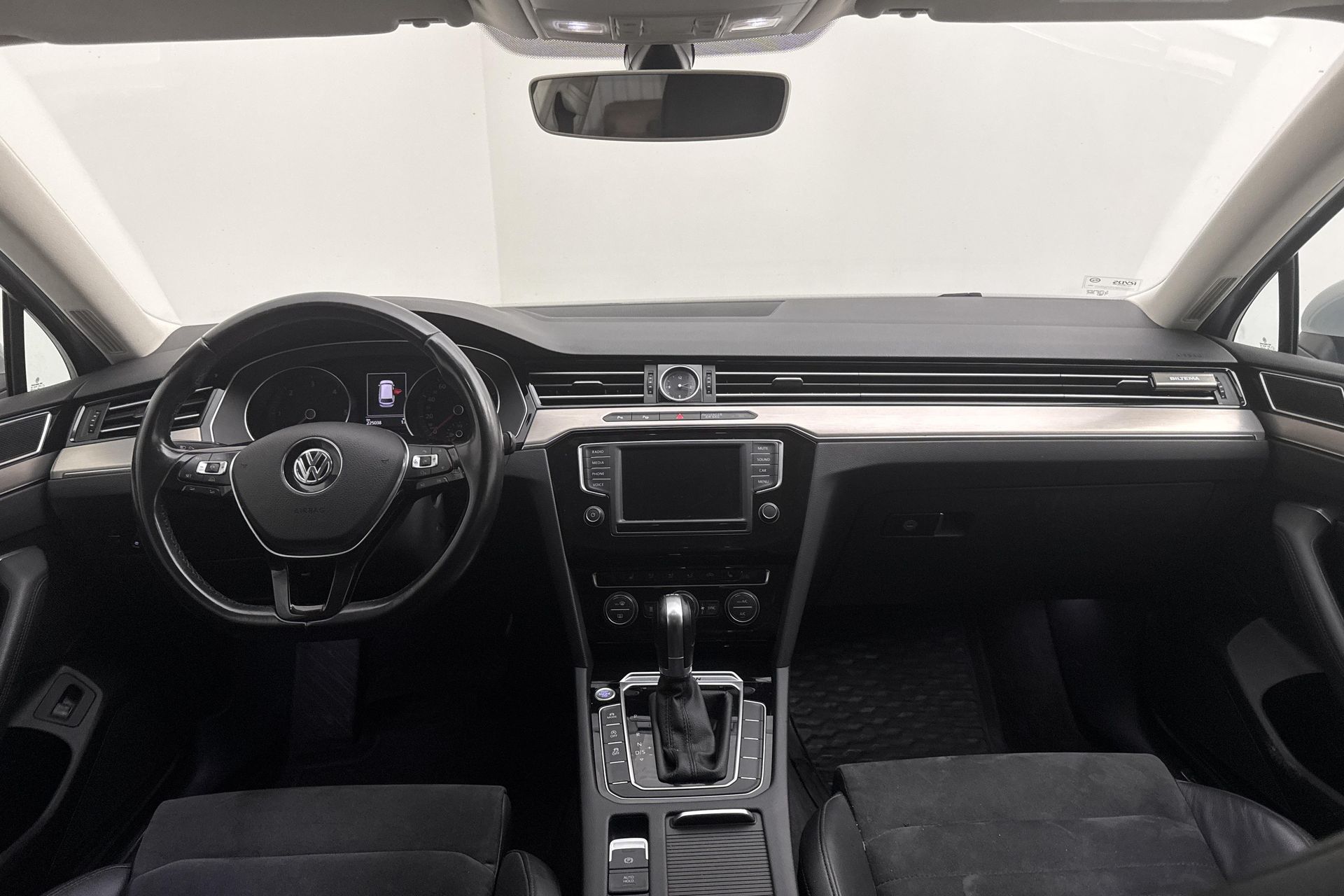 Volkswagen Passat 2015, bild 7/10
