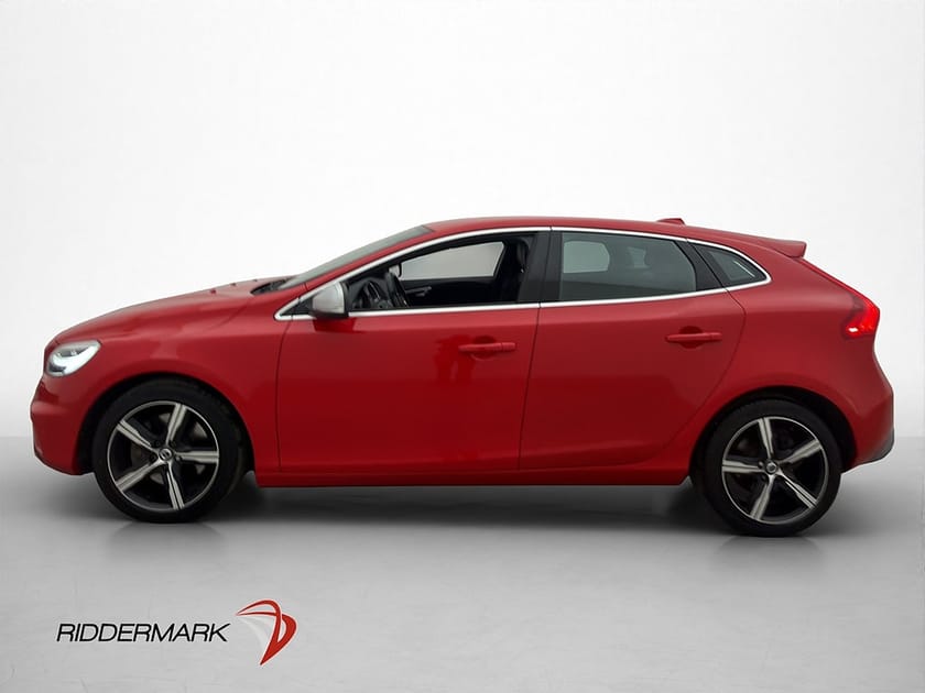 Bild 4 av Volvo V40 T3 152hk R-Design VoC Värmare Skinn/Tyg P-Sensorer