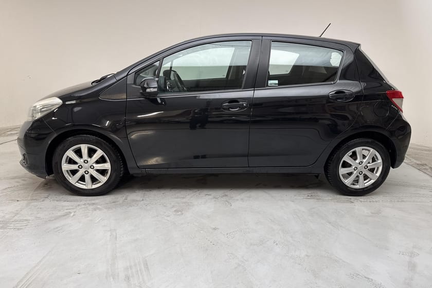 Bild 2 av Toyota Yaris 1.33 5dr (100hk)