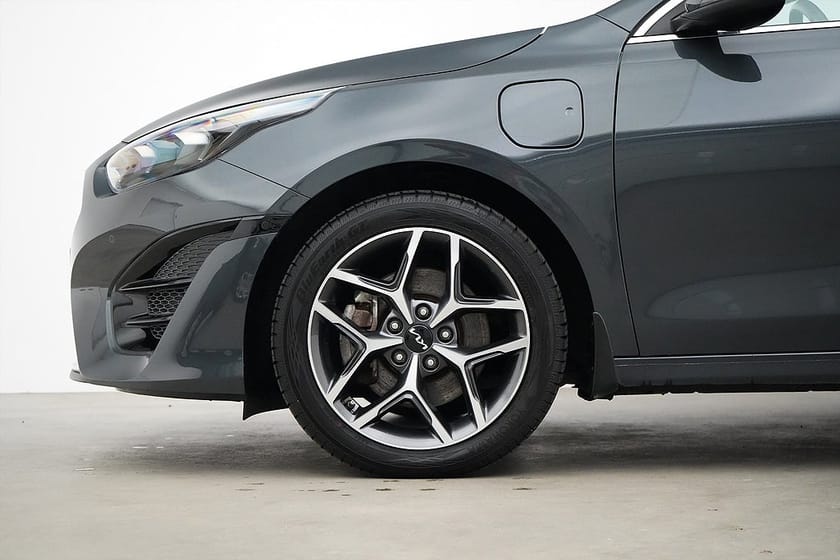 Bild 2 av Kia Ceed Sportswagon Plug-in Hybrid SW / 141hk / Advance Plus 2