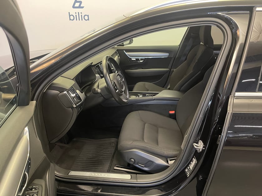 Bild 5 av Volvo V90 D4 Momentum SE