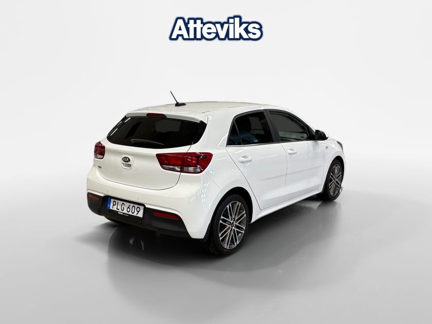 Bild 3 av Kia Rio 1.2 84hk Backkamera/Navi