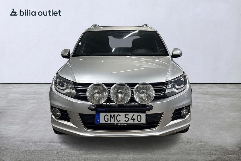 Bild 3 av Volkswagen Tiguan 2.0 TDI 4M R-Line / Drag / Värmare / Pano / Kamrem Bytt