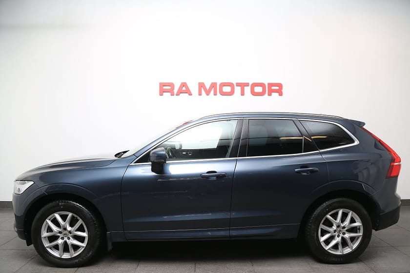 Bild 3 av Volvo XC60 B4 197hk Momentum Advanced Edt AWD Aut Kamera Drag