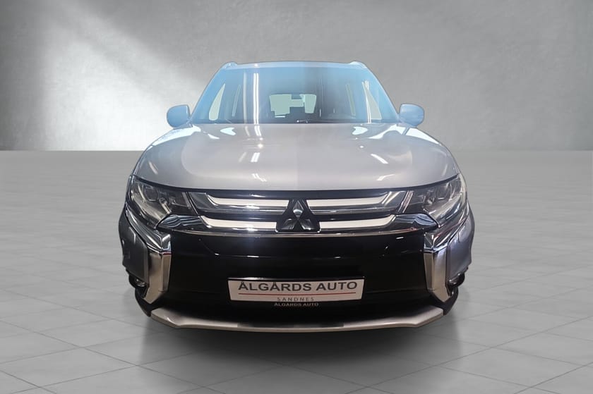 Bilde 2 av Mitsubishi Outlander 2WD Instyle+ 2.0-150 CVT aut 7s