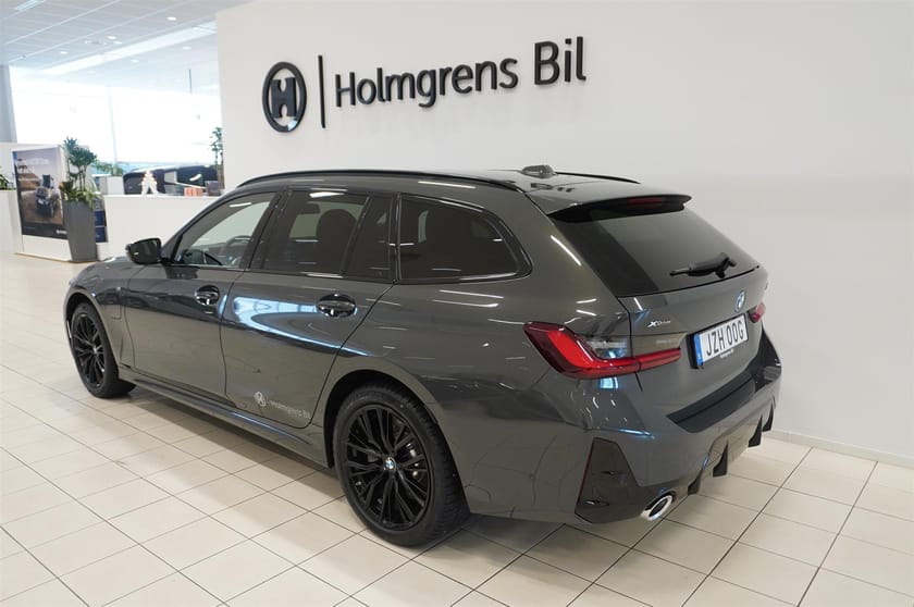 Bild 5 av BMW 330e xDrive Touring M Sport Active Ed Drag Aktiv Fartpilot HiFi