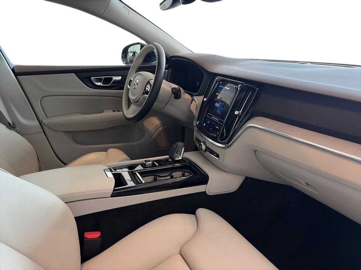 Volvo V60 2024 - miniatyr 9