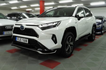 Toyota RAV4 Plug-in Hybrid E-CVT X EDITION SoV Hjul Ränta fr 1.95%