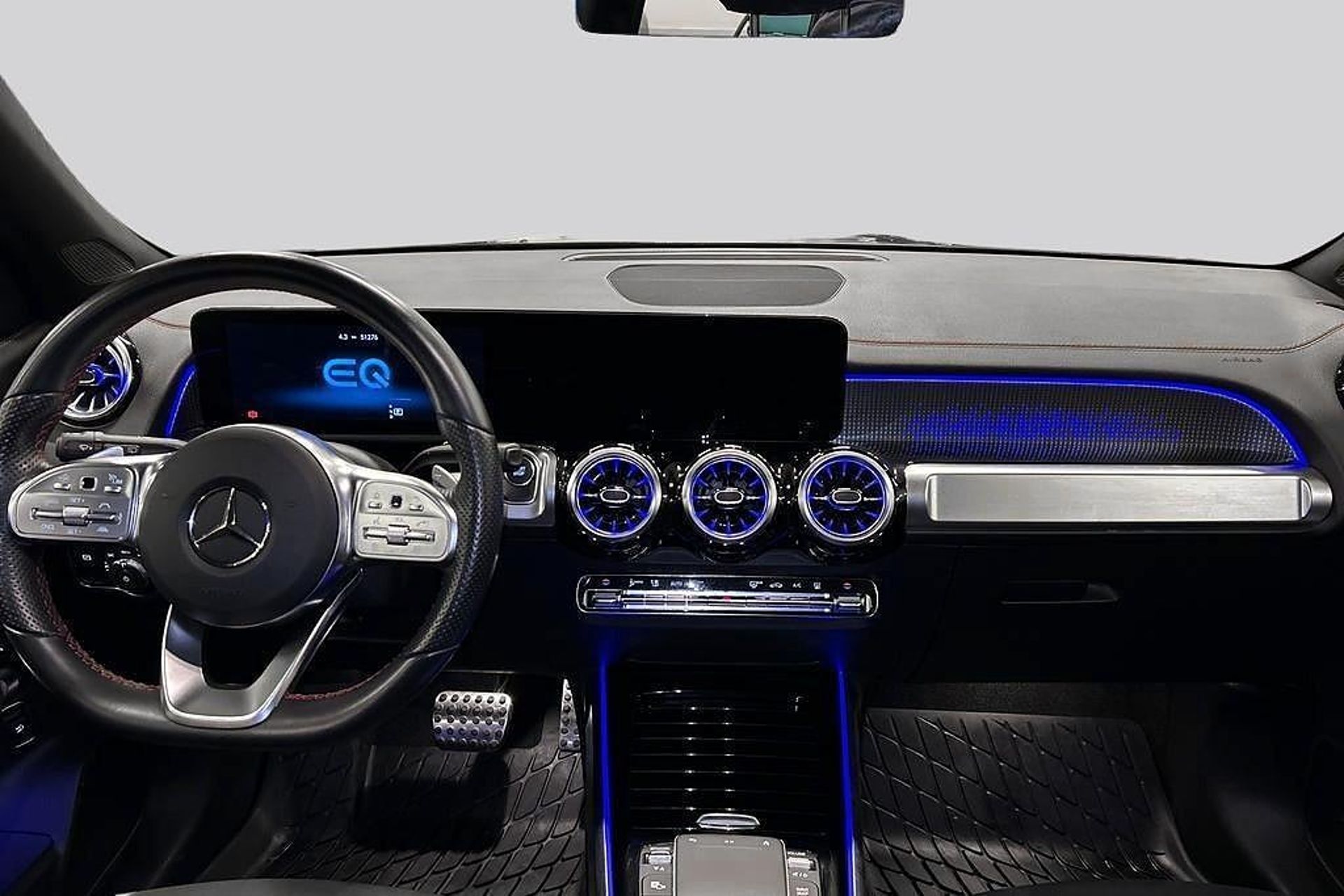 Mercedes-Benz EQB 2023, photo 7/10