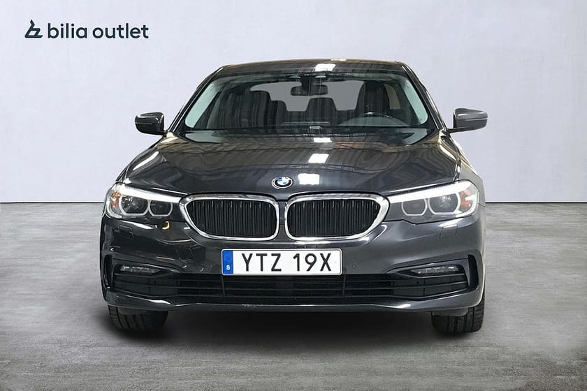 Bild 3 av BMW 520d xDrive Sedan aut Sport line 190hk Navi Drag Backkamera