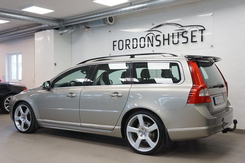 Bild 2 av Volvo V70 D2 GEARTRONIC MOMENTUM | "R-DESIGN-STYLE" | SE SPEC.