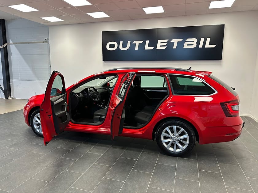 Bild 3 av Škoda Octavia Kombi Skoda 1.0 TSI 115hk Ambition Värmare Dragkrok