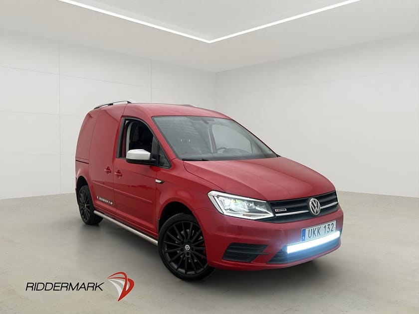 Bild 1 av Volkswagen Caddy Van R 4M Värmare PDC Dragkrok Skinn CARPLAY