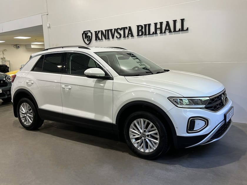 Bild 3 av Volkswagen T-Roc 1.0 TSI Life Cockpit CarPlay Drag 110hk