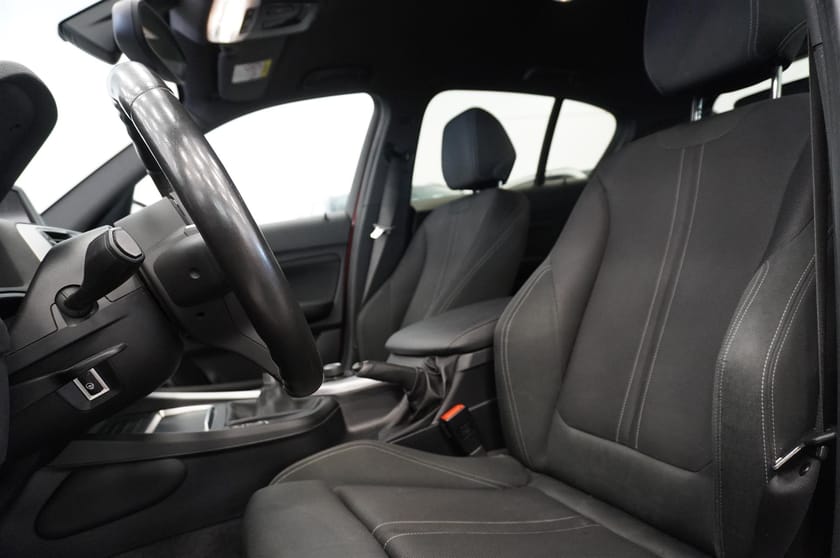 Bild 4 av BMW 118i M-Sport LED PDC BSI