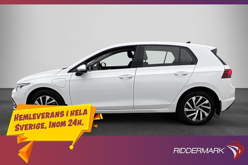 Bild 3 av Volkswagen Golf eHybrid 204hk Cockpit Kamera Värm Navi Drag