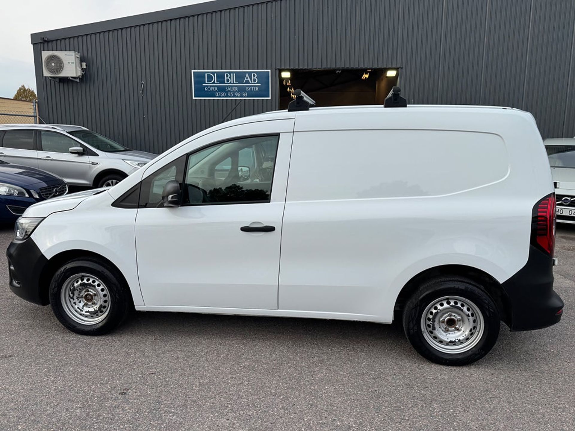 Renault Kangoo E-Tech 122hk 45kWh Euro 6 2023, photo 2/10