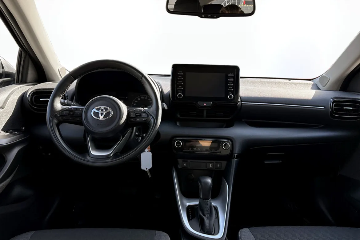 Toyota Yaris Hybrid