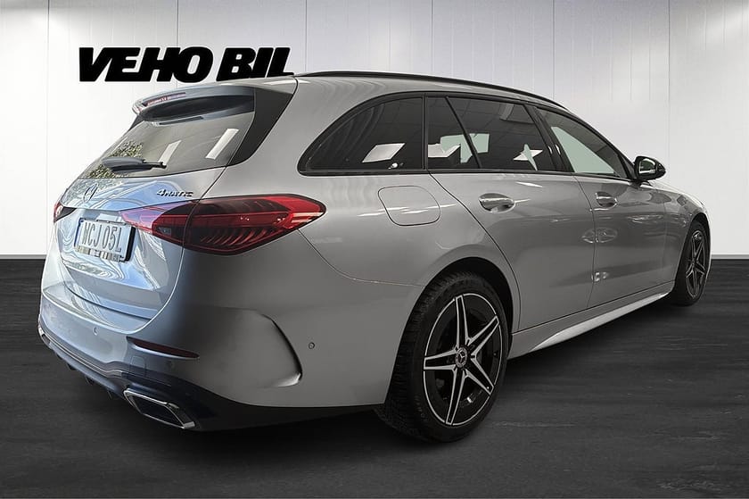 Bild 3 av Mercedes-Benz C 300 T de 4MATIC C300 4MATIC, AMG Line, Premium, Nightpack, Drag