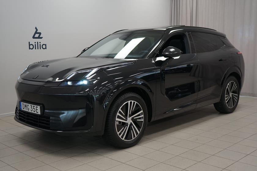 Bild 1 av Lynk & Co 08 PHEV More