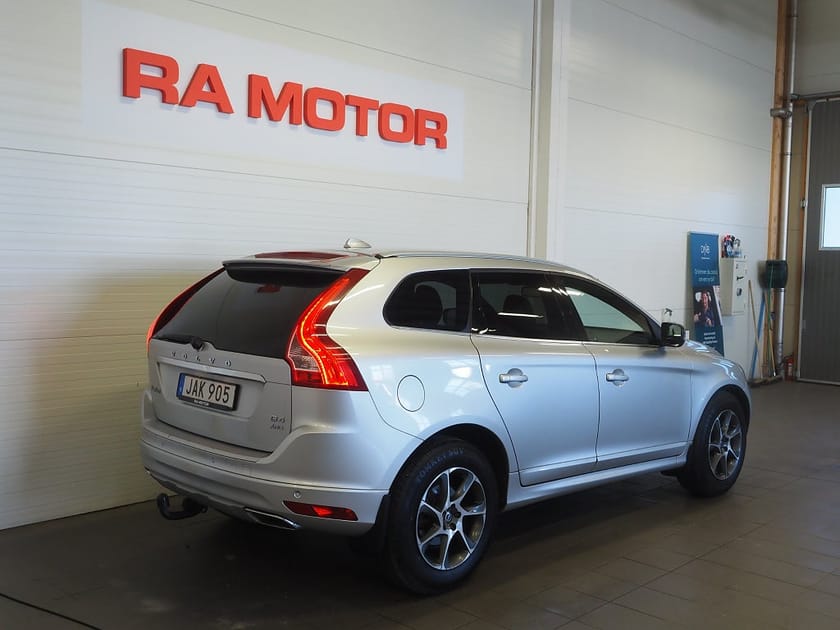 Bild 5 av Volvo XC60 D4 AWD Aut Ocean Race Business Edt Drag Skinn Navi