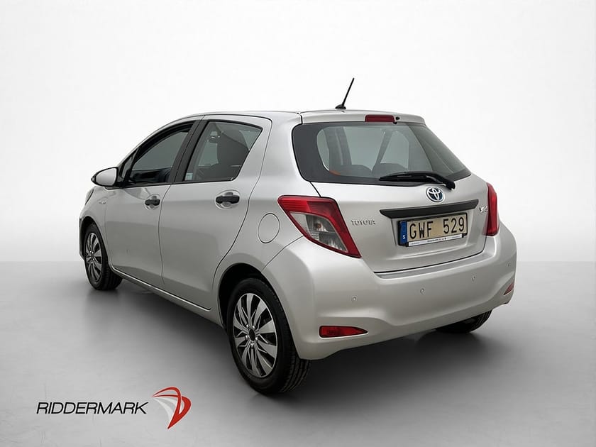 Bild 5 av Toyota Yaris Hybrid Sensorer Endast 0,35l/mil 360kr skatt