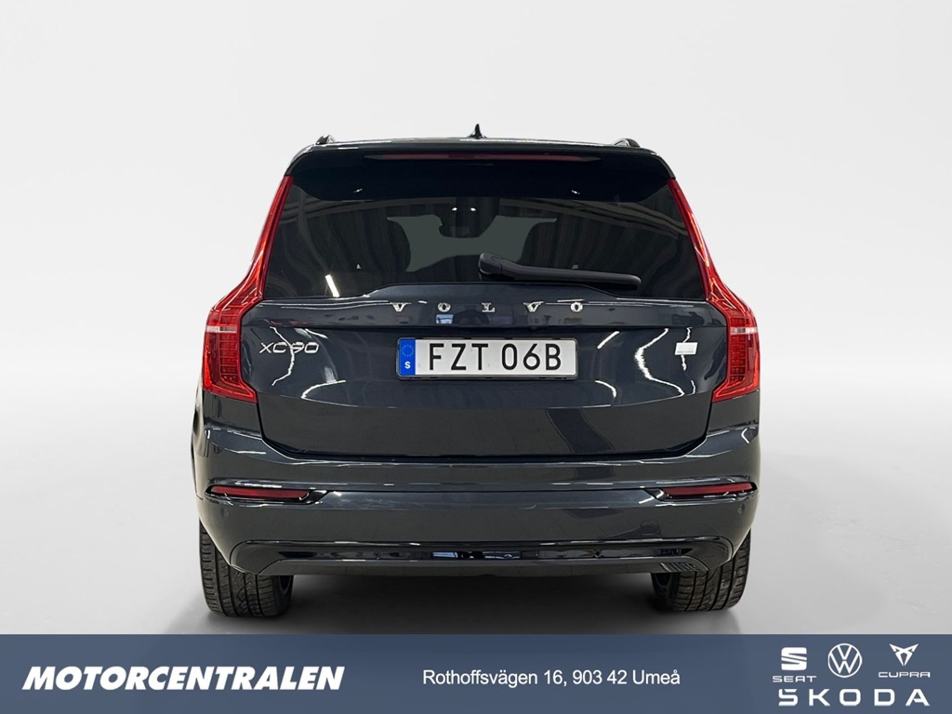 Volvo XC90 2022, photo 5/10