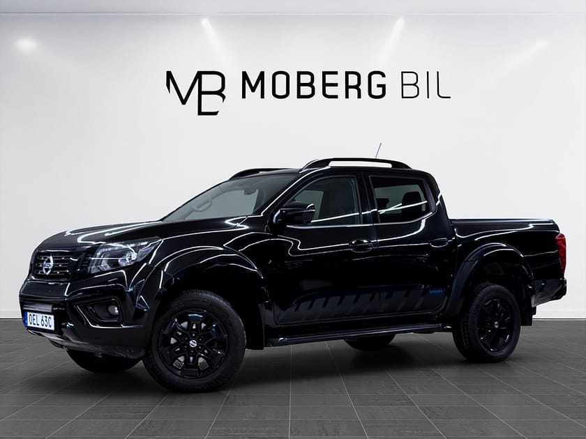 Bild 1 av Nissan Navara Dubbelhytt 2.3 dCi 4WD 190hk N-Guard Black Pack Drag 360 keyless Go