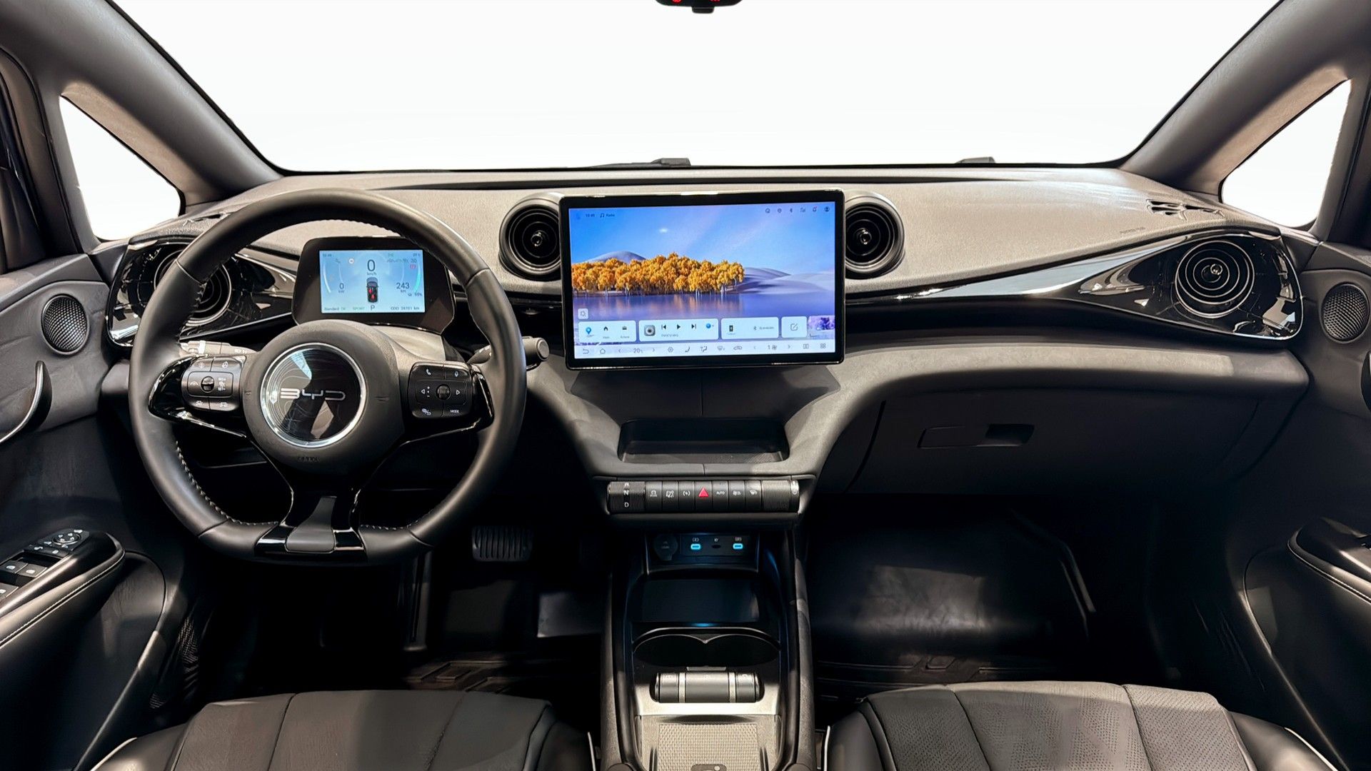 BYD Dolphin 60.4 kWh, 204hp, 2023