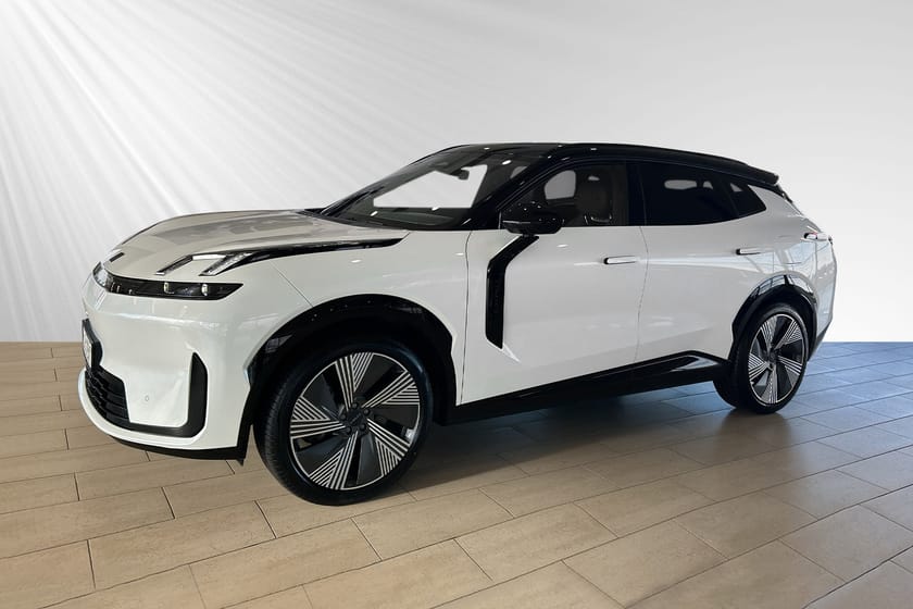 Bild 2 av Lynk & Co 08 PHEV