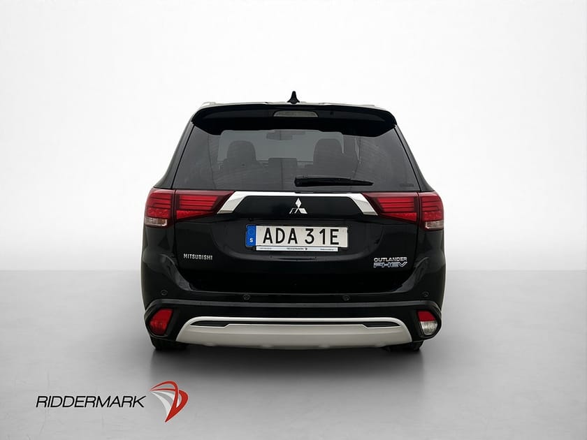 Bild 5 av Mitsubishi Outlander PHEV AWD Business 360° Skinn Rattvärme