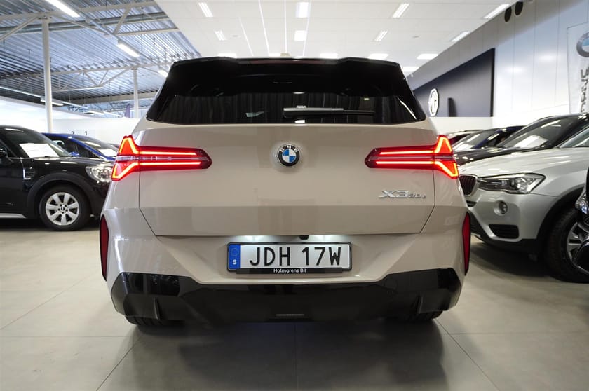 Bild 4 av BMW X3 30e xDrive M-Sport Pro Innovation Drag H K
