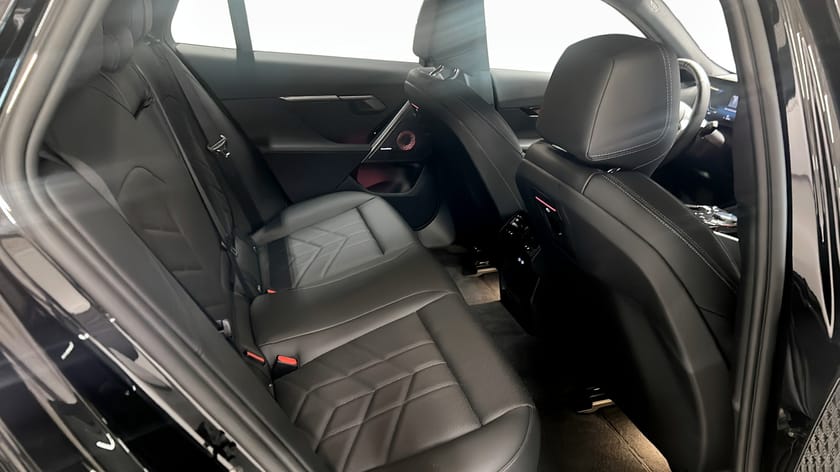 Bild 5 av BMW 530e xDrive Touring Business Edition Bowers & Wilkins högtalare