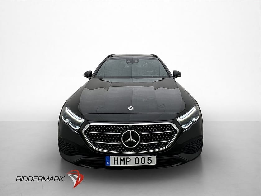 Bild 2 av Mercedes-Benz E 300 de 4MATIC All-Terrain E300 4M Burmester Pano 360 Drag
