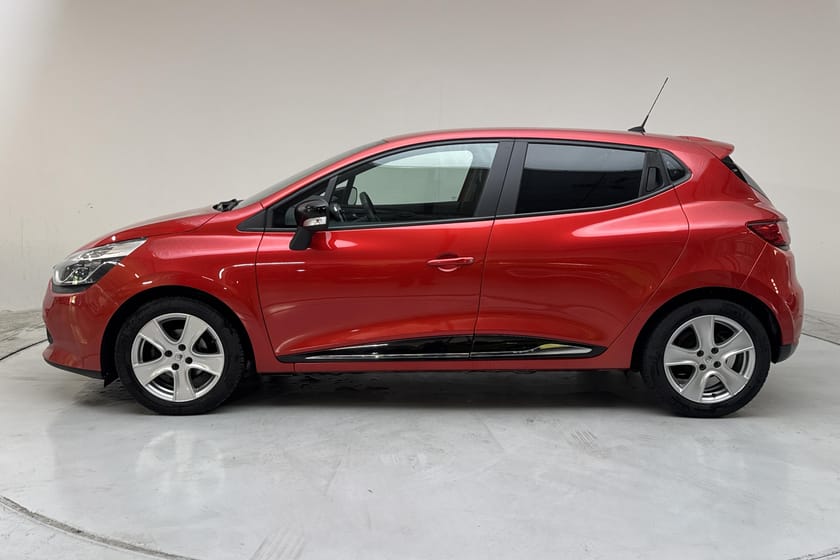 Bild 2 av Renault Clio IV 0.9 TCe 90 5dr (90hk) Lågmilad Navigation