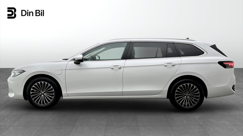 Bild 2 av Volkswagen Passat Variant eHybrid Elegance DSG