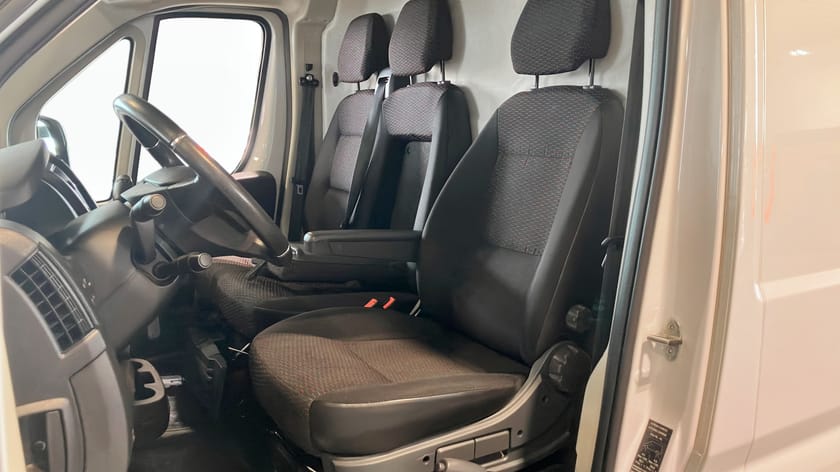 Bild 4 av Opel Movano Van L3H2 2023 Värmare SoV-Hjul Ny kamrem