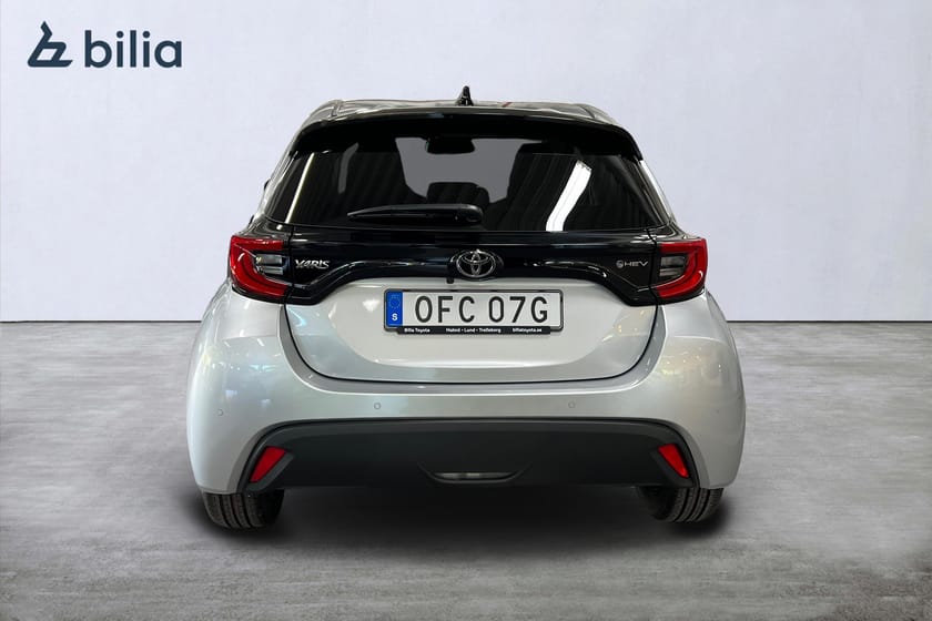 Bild 4 av Toyota Yaris Hybrid 115 1,5 5D ACTIVE PLUS SÄKERHETSPAKET